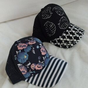 PAIR SET = 2 Roxy Floral & Leaf Patterned Unisex Men's Women's Caps (Adjust Sz)